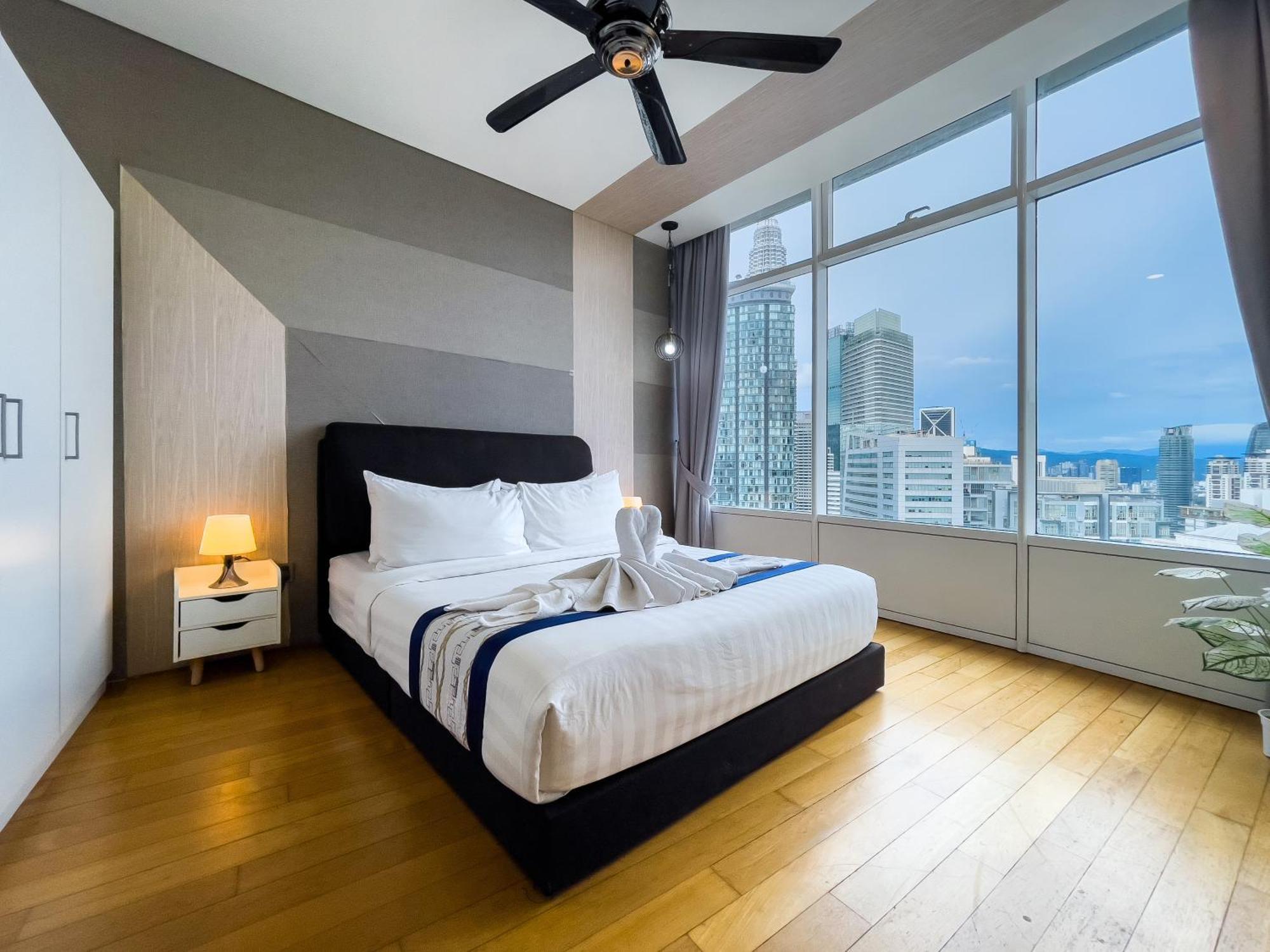 Vortex Suites Klcc By Blacknest Куала Лумпур Екстериор снимка