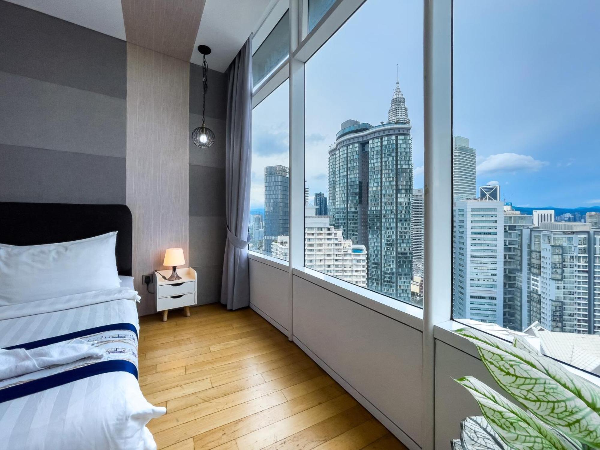 Vortex Suites Klcc By Blacknest Куала Лумпур Екстериор снимка